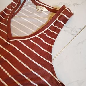 78 & Sunny Women's Large Red Rust and White Striped V-Neck Tank